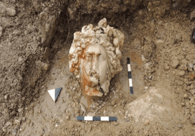 Τουρκία: Ανακαλύφθηκαν κεφαλές αγαλμάτων Ελλήνων θεών