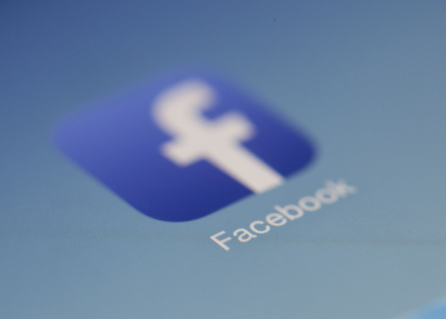 Facebook: 10.000 νέες θέσεις εργασίας στην Ευρώπη με στόχο την ανάπτυξη του «metaverse»