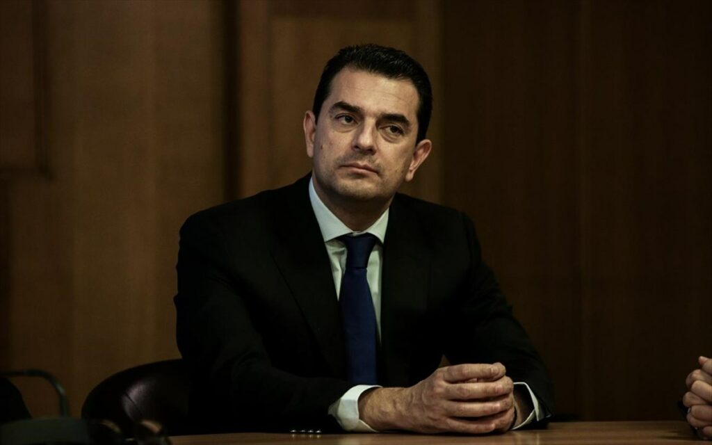Στην Αίγυπτο ο Κ. Σκρέκας για την προμήθεια φυσικού αερίου