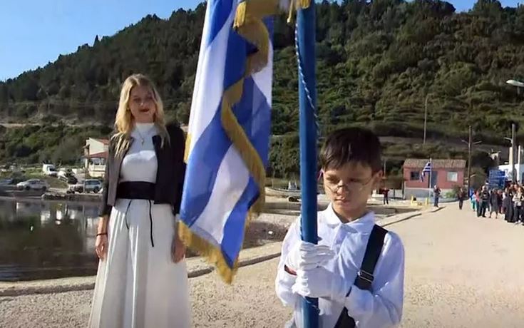 Μαθράκι: Συγκίνηση στην παρέλαση από τον μοναδικό 9χρονο μαθητή του σχολείου