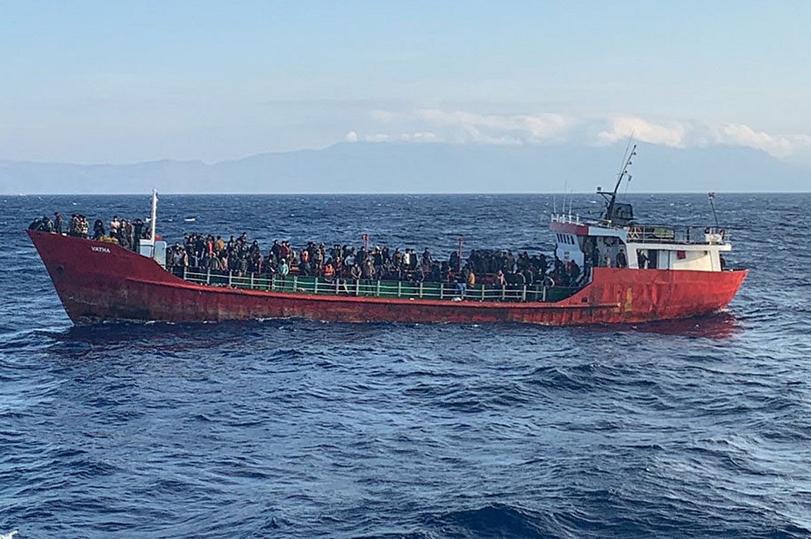 Αρνητική απάντηση από την Τουρκία για επιστροφή του πλοίου με 400 μετανάστες