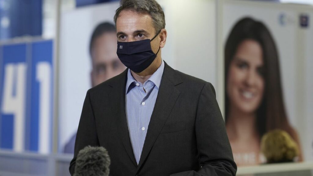 Ο Κυριάκος Μητσοτάκης εμβολιάστηκε με την τρίτη δόση εμβολίου κατά του Covid-19