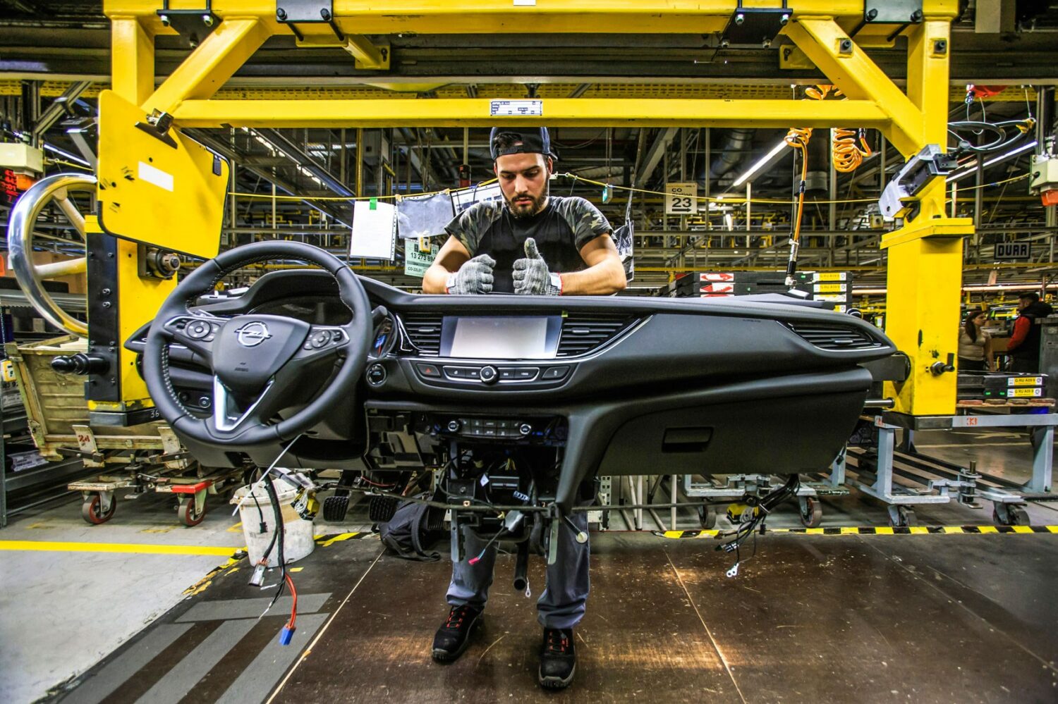 Προσωρινό λουκέτο σε εργοστάσιο της Opel στη Γερμανία
