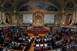Πορτογαλία: Καταψηφίστηκε ο προϋπολογισμός – Προ των πυλών οι πρόωρες εκλογές