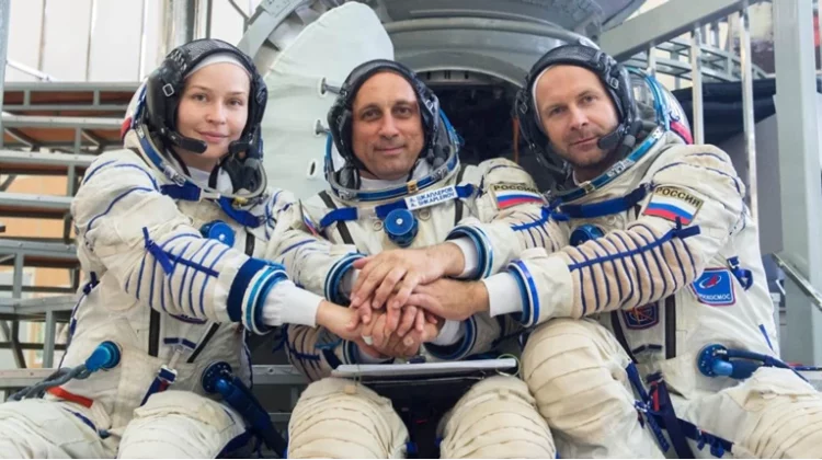 Γιούλια Περεσίλντ: Η πρώτη ηθοποιός σε διαστημικό γύρισα