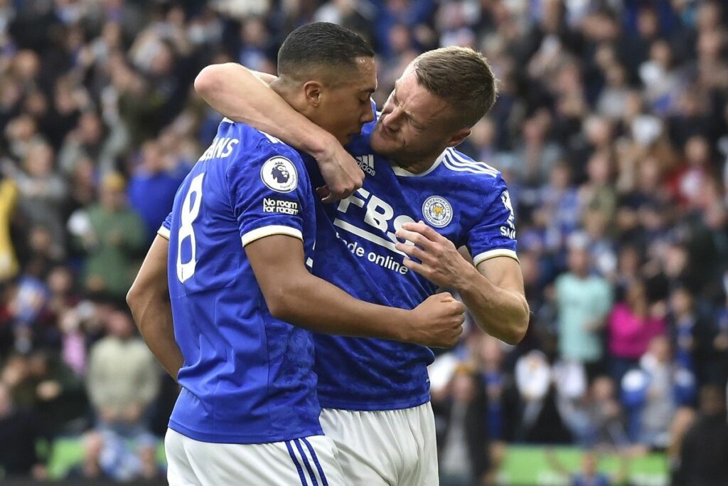 Premier League: Ήττα της Γιουνάιτεντ από τη Λέστερ-Εύκολο απόγευμα για τη Σίτι