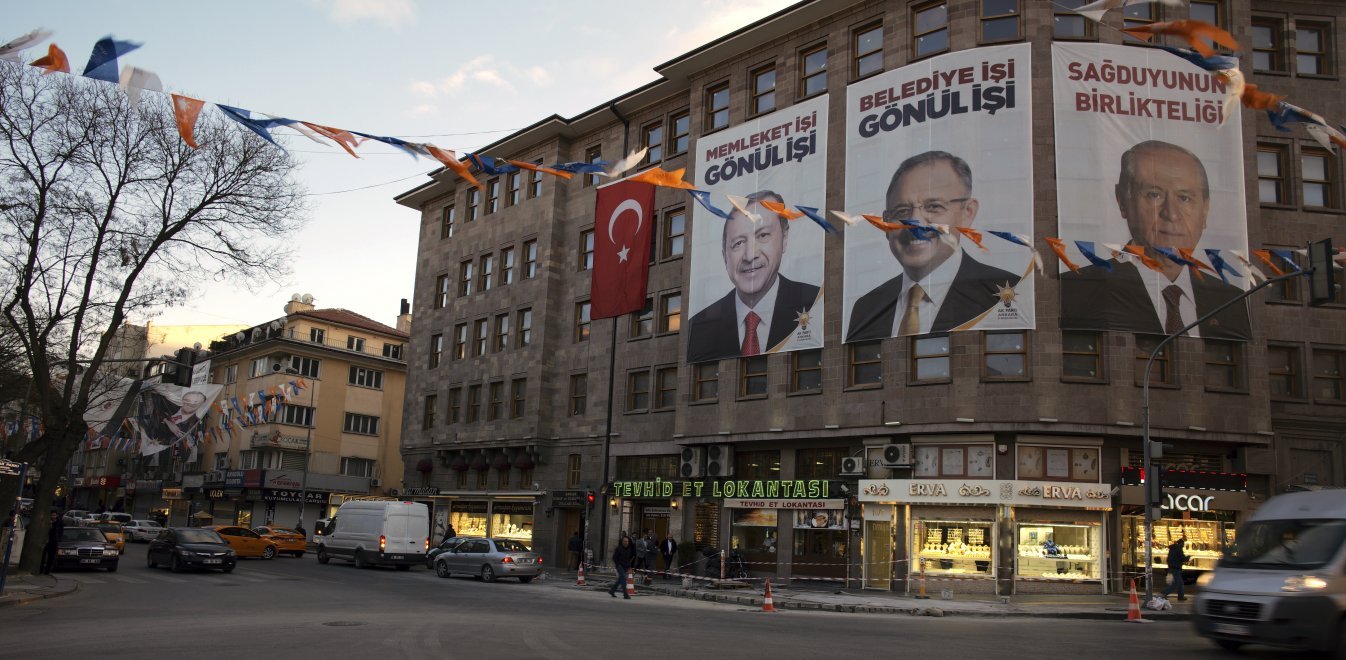 Τουρκία: Η αντιπολίτευση εμβαθύνει τη συνεργασία της, αυξάνοντας την πίεση στον Ερντογάν