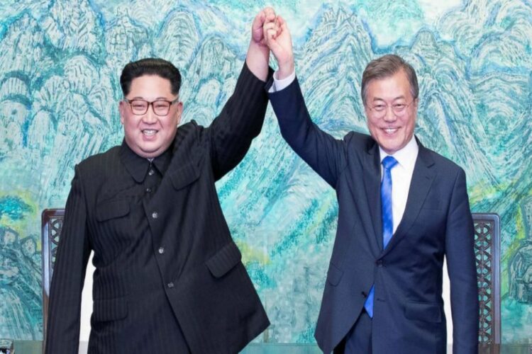 Βόρεια και Νότια Κορέα αποκατέστησαν τις επικοινωνιακές τους σχέσεις