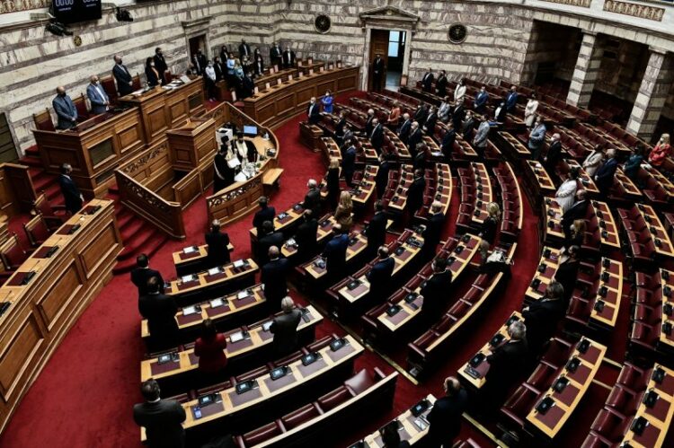 Βουλή: Υπερψηφίστηκε στην Επιτροπή η Αμυντική Συμφωνία Ελλάδας - Γαλλίας