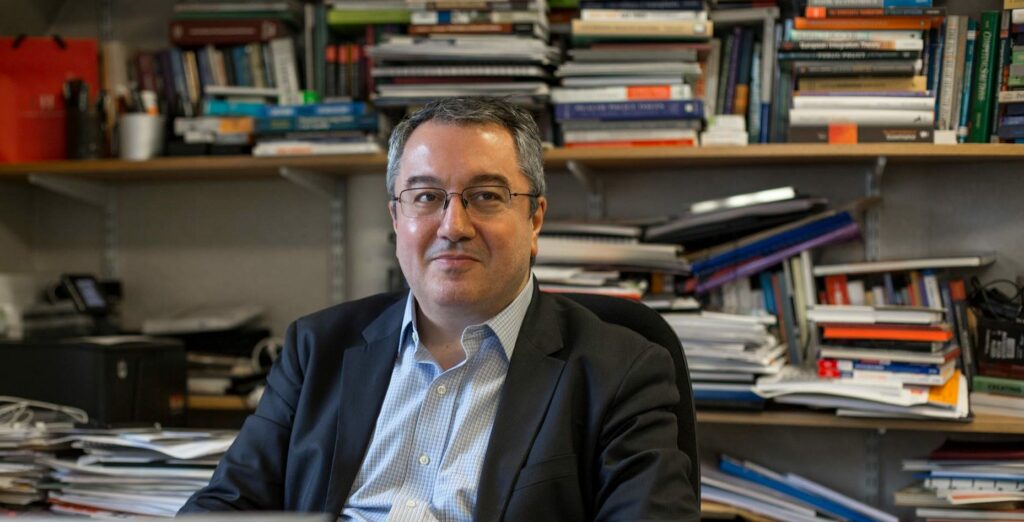 Μόσιαλος: Οι αβεβαιότητες στην αρχή της πανδημίας και οι παρεμβάσεις στην επόμενη φάση