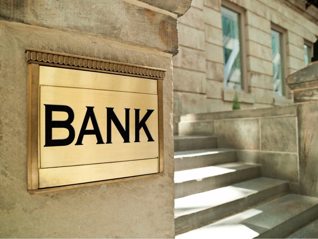 Μαξίμου και ΤτΕ στοχεύουν στη δημιουργία ενός πανίσχυρου ιδιωτικού τραπεζικού συστήματος