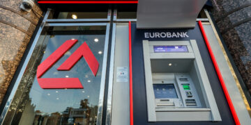 Η κίνηση ματ της Eurobank στην Κύπρο και τι αλλάζει στον τραπεζικό χάρτη