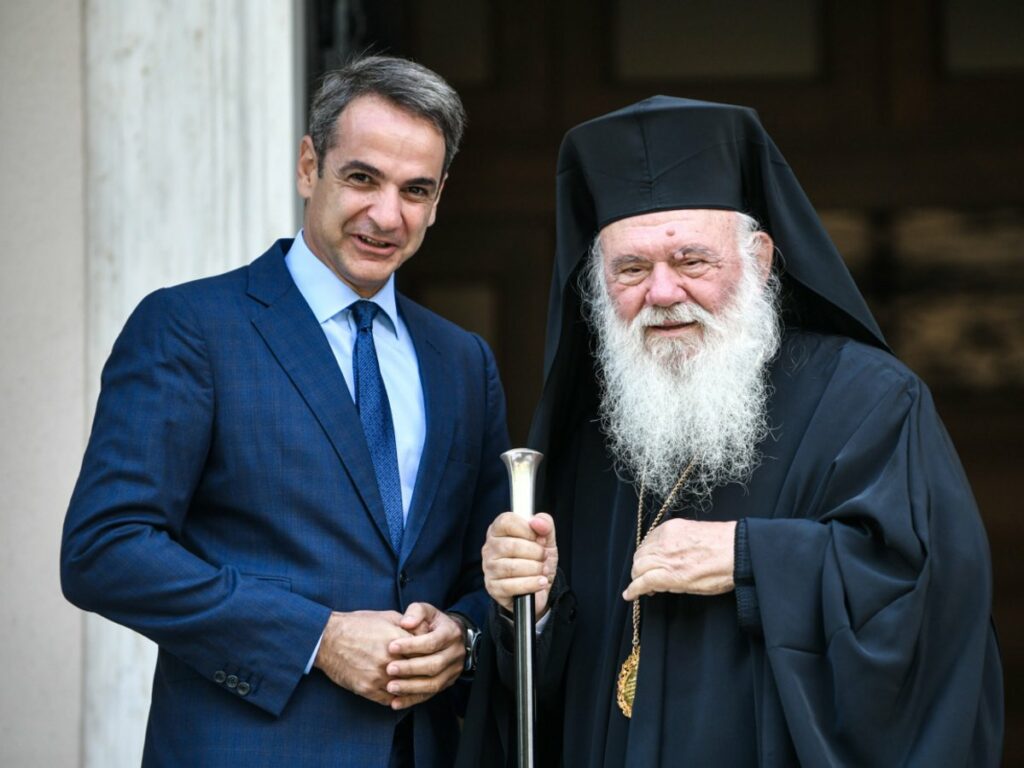υγειονομική εγκύκλιος της εκκλησίας Όλο το παρασκήνιο