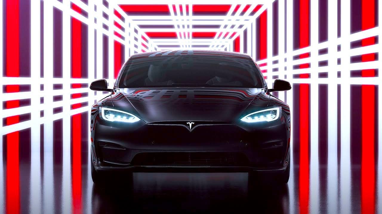 Tesla: Φρένο στην κατασκευή νέων μοντέλων