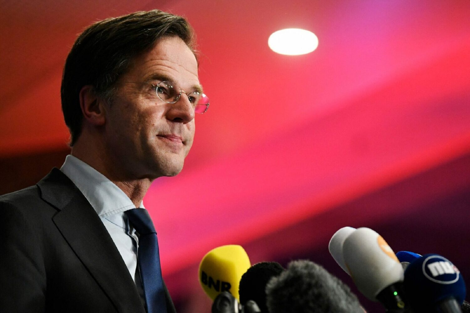 Ολλανδία: Νυχτερινό λοκντάουν ανακοίνωσε ο πρωθυπουργός