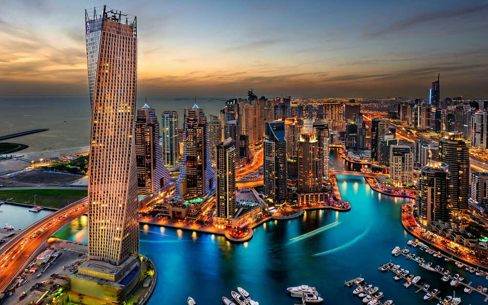 Σαουδική Αραβία χτίζει μια ευθεία φουτουριστική πόλη- 170χλμ χωρίς δρόμους