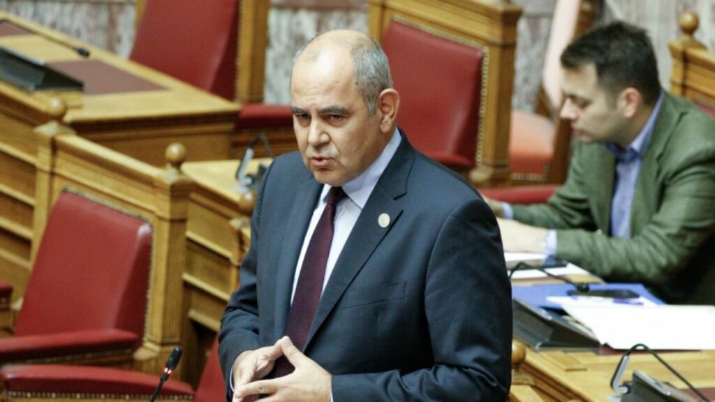 Διγαλάκης: Τρεις οι άξονες για τη σύνδεση των ελληνικών Πανεπιστημίων με την οικονομία