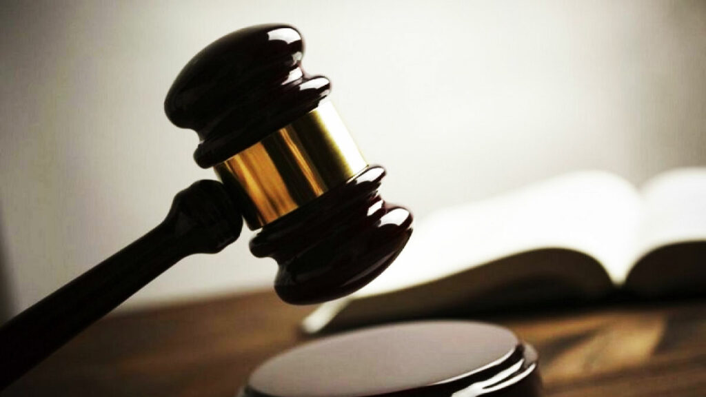 ΕΠΟ: Παραιτήθηκε ο δικαστής που του έσπασαν το αυτοκίνητο