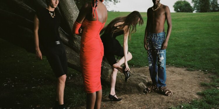 Dolce &amp; Gabbana X Dazed, μια σειρά φωτογραφιών - Radar.gr