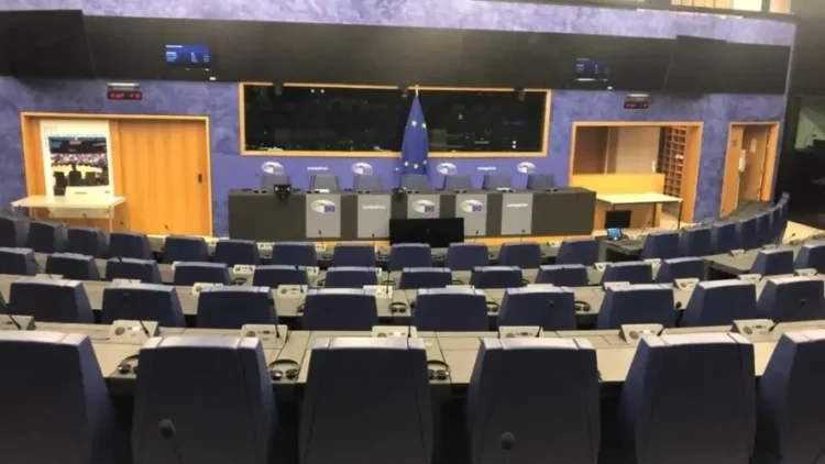 Το όνομα του Ανδρέα Παπανδρέου πήρε αίθουσα του Ευρωπαϊκού Κοινοβουλίου