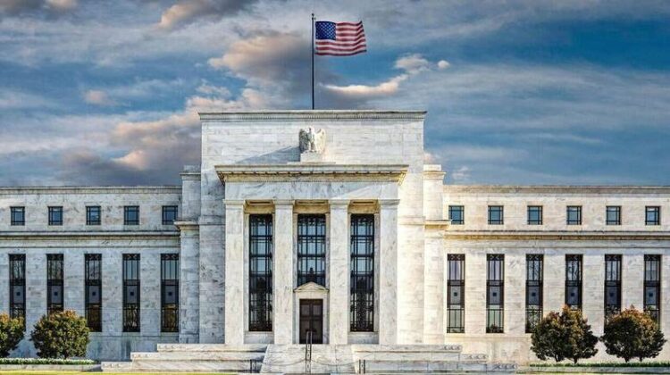 Fed: Έρχονται αυξήσεις επιτοκίων