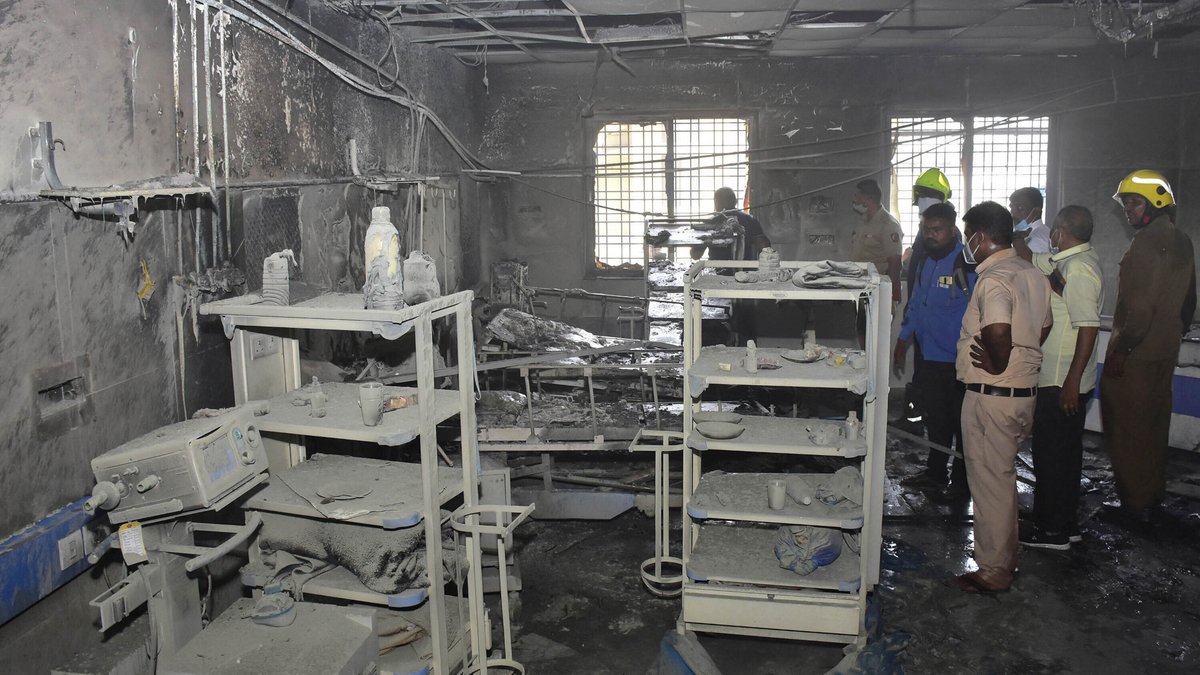 Ινδία: Τουλάχιστον 11 ασθενείς με Covid-19 έχασαν τη ζωή τους από πυρκαγιά σε νοσοκομείο
