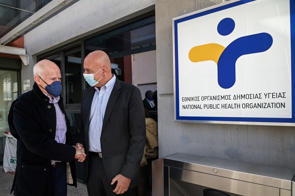 Παπανδρέου από ΕΟΔΥ: Το εμβόλιο ο μοναδικός τρόπος να μειώσουμε την εξάπλωση της πανδημίας