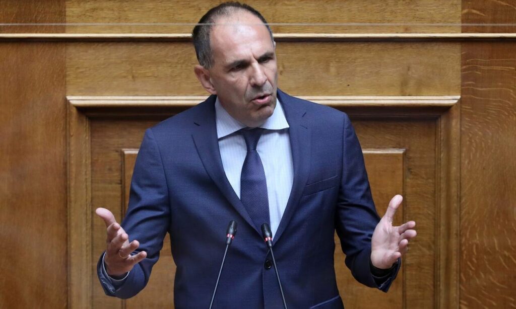 Γεραπετρίτης: Δεν υποβάλλουμε αίτημα για εξεταστική – Αγωγός χυδαιότητας ο Τσίπρας