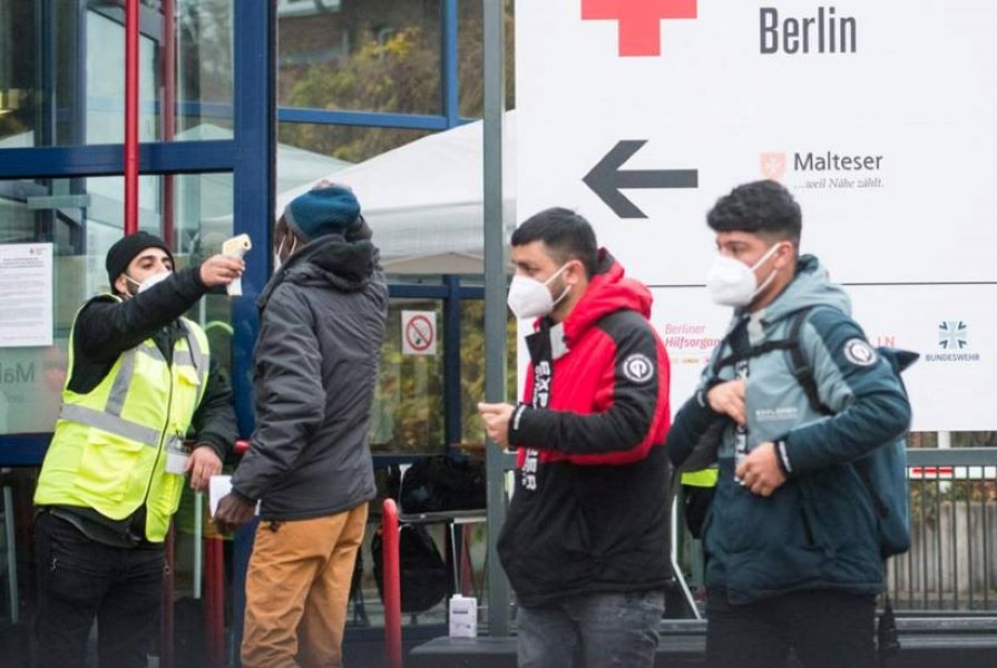 Γερμανία: Καραντίνα για τους ανεμβολίαστους ταξιδιώτες από Ελλάδα