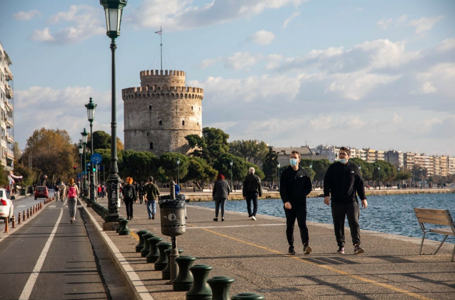 Θεσσαλονίκη: Οι τιμές του ιικού φορτίου ξεπέρασαν αυτές του τρίτου κύματος!