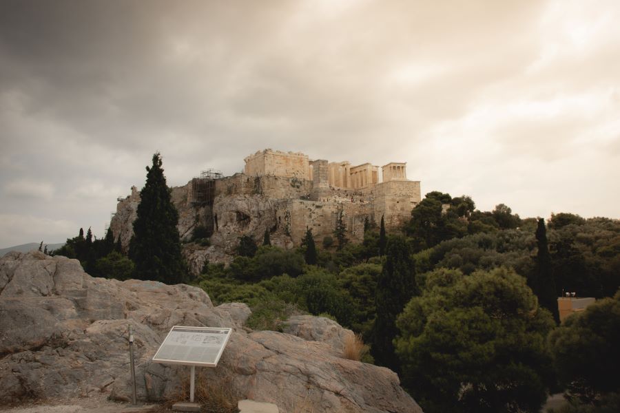 Καιρός: Αφρικανική σκόνη, ισχυρές βροχοπτώσεις και χαλάζι τις επόμενες ώρες