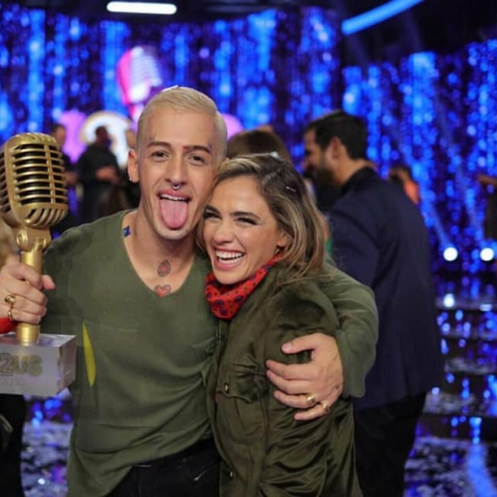 Τάσος Ξιαρχό: Επανήλθε «καρφώνοντας» την Κόνι Μεταξά