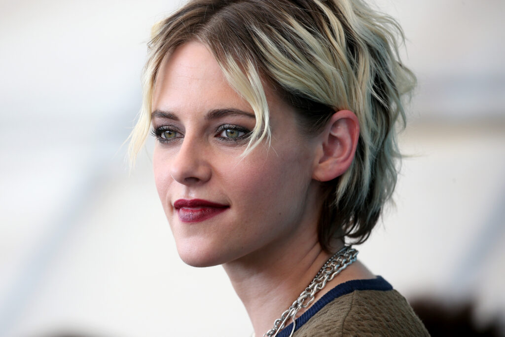 Kristen Stewart: Αρραβωνιάστηκε και ετοιμάζεται να παντρευτεί τη σύντροφό της