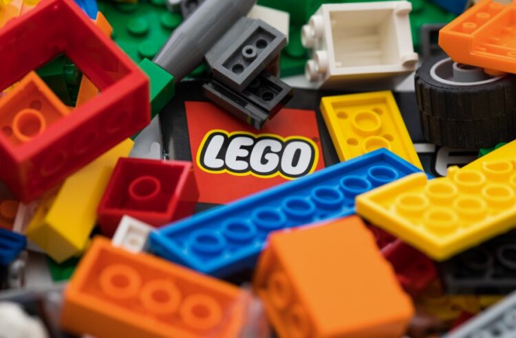 Lego: Έξτρα μέρες άδεια και μπόνους