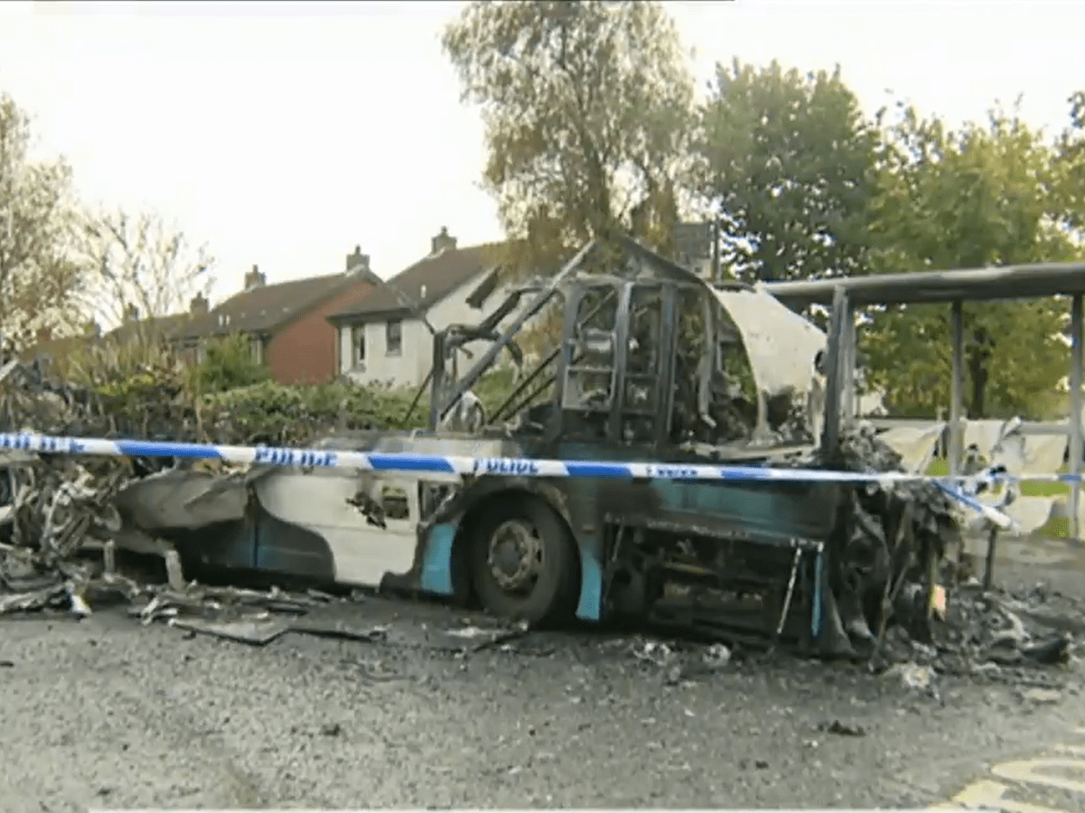 Βρετανία-EE: Ένοπλοι επιτέθηκαν σε λεωφορείο στη Βόρεια Ιρλανδία