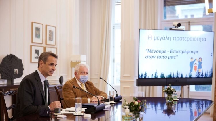Μητσοτάκης: Παρουσίαση του σχεδίου για την 3η φάση ανασυγκρότησης της Εύβοιας
