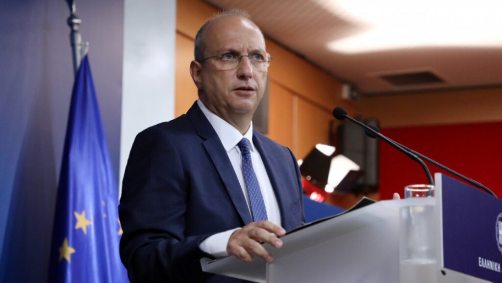 Οικονόμου: Δεν πρόκειται να πάμε σε νέο lockdown - Νέα μέτρα μόνο αν χρειαστεί