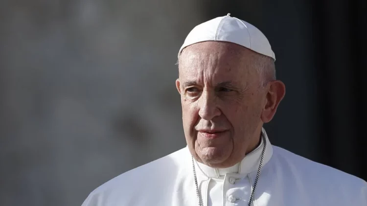 Ο Πάπας Φραγκίσκος άσκησε σήμερα για πρώτη φορά, έμμεση κριτική στον Πούτιν