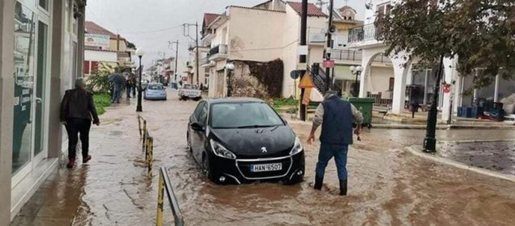 Καιρός: Πλημμύρες και προβλήματα από την κακοκαιρία