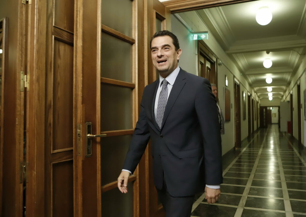 Σκρέκας: Παρουσίασε τις νομοθετικές πρωτοβουλίες για ΑΠΕ και κλιματική αλλαγή