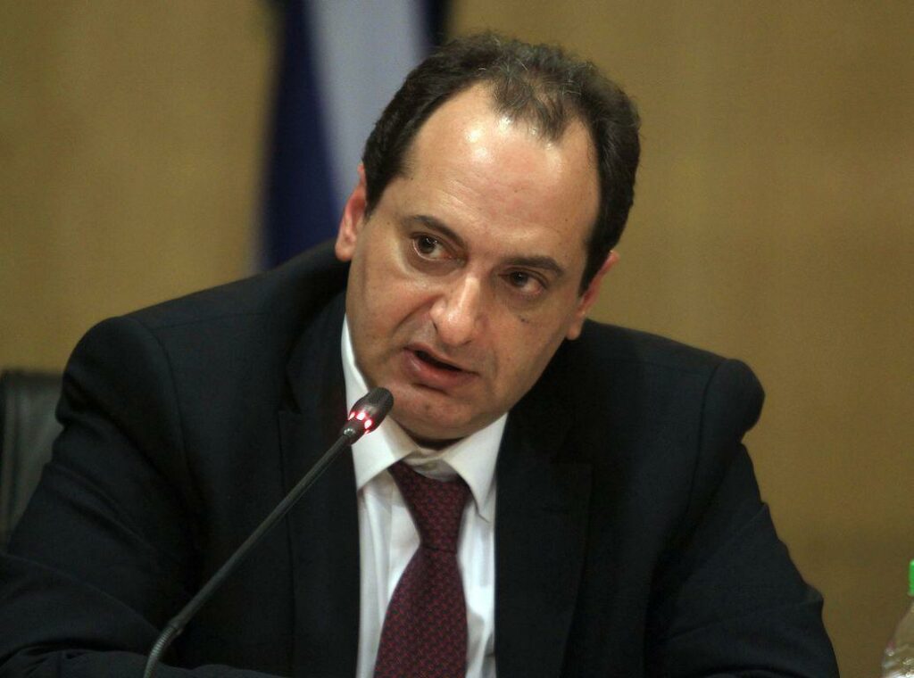 Σπίρτζης: Πυροβολισμοί, νεκροί: Ακόμη μία «φυσιολογική ημέρα» για το επιτελικό κράτος Μητσοτάκη