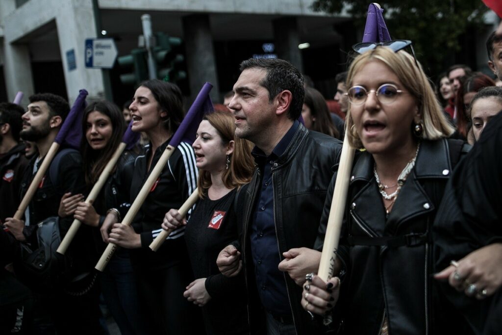 Τσίπρας στην πορεία του Πολυτεχνείου: Οι αγώνες της νεολαίας απέναντι σε μια ακραία συντηρητική πολιτική είναι ελπίδα για ένα καλύτερο αύριο