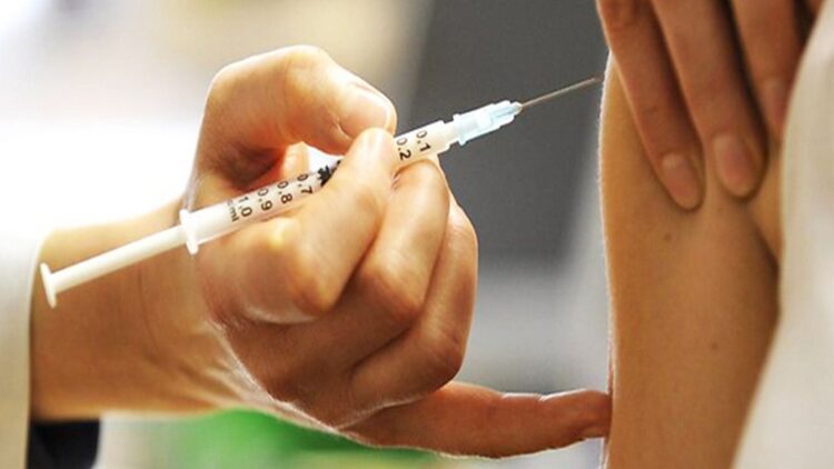 Εμβολιασμοί: Προ των πυλών η επέκταση της υποχρεωτικότητας