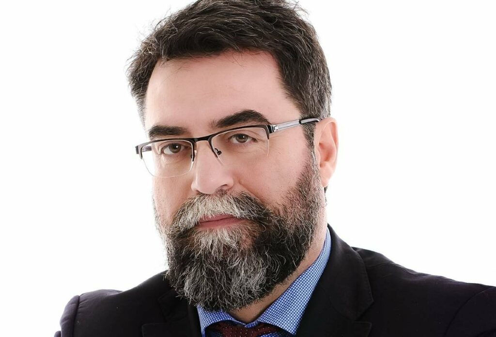 Β. Οικονόμου: «Η πανδημία δεν είναι το πεδίο μάχης απέναντι στην εξουσία»