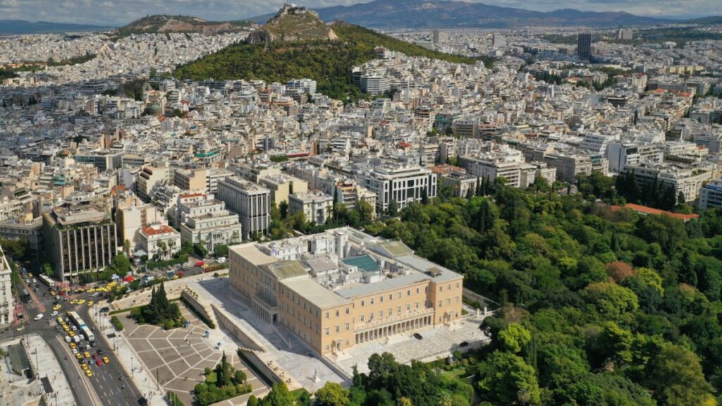 3 τραπεζίτες απέκτησαν ακίνητα πολυτελείας δίπλα στο Προεδρικό!