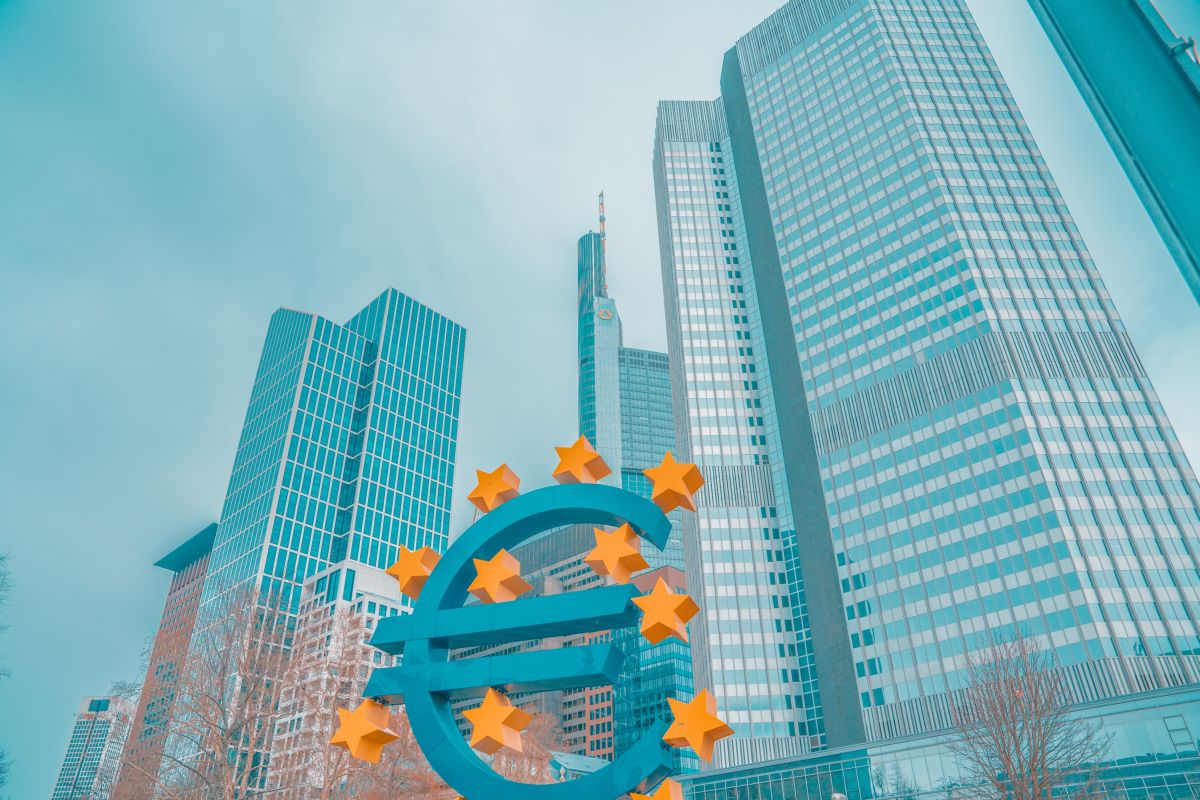 Τα 11 δισ. ευρώ του REACT-EU για το 2022 συμβάλλουν στην ανάκαμψη