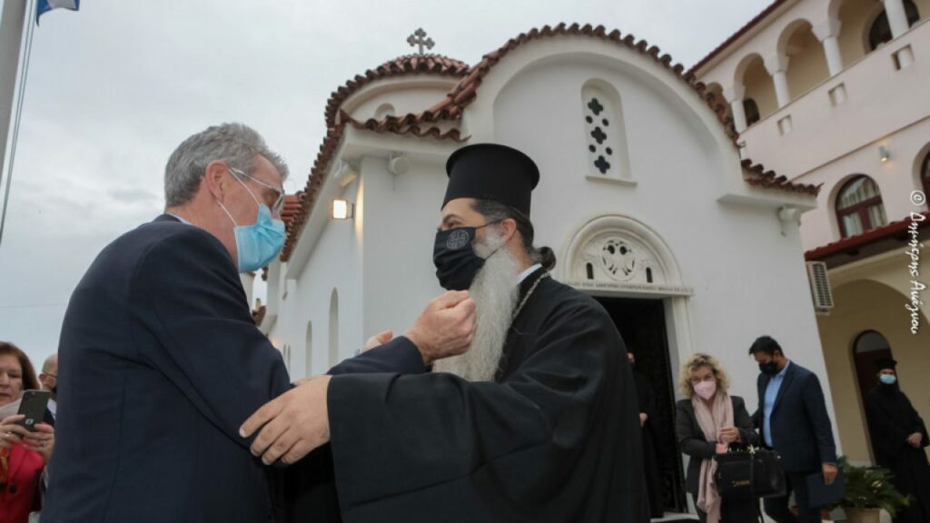 Ενδιαφέρον του Αμερικανού πρέσβη για την επόμενη μέρα στη Β. Εύβοια