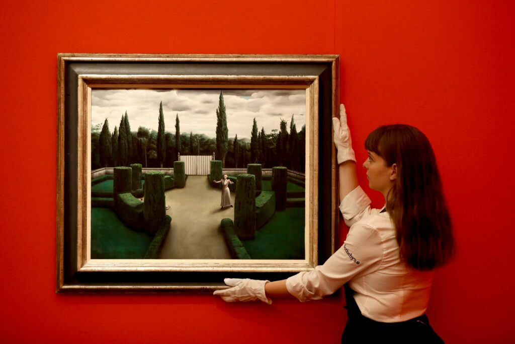 Sotheby’s και Christies.