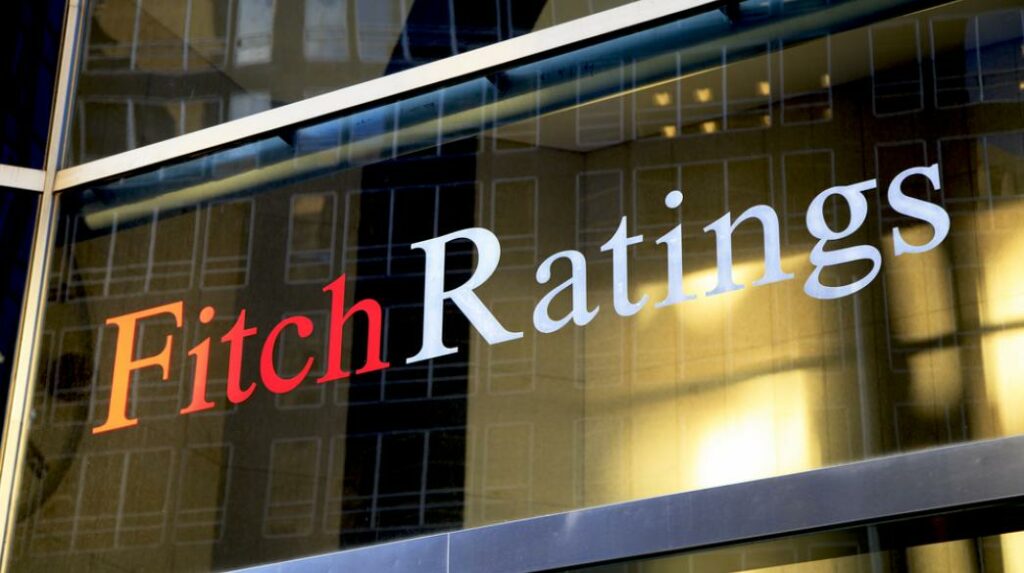 Fitch: «Φρένο» στην παγκόσμια ανάκαμψη και το 2023