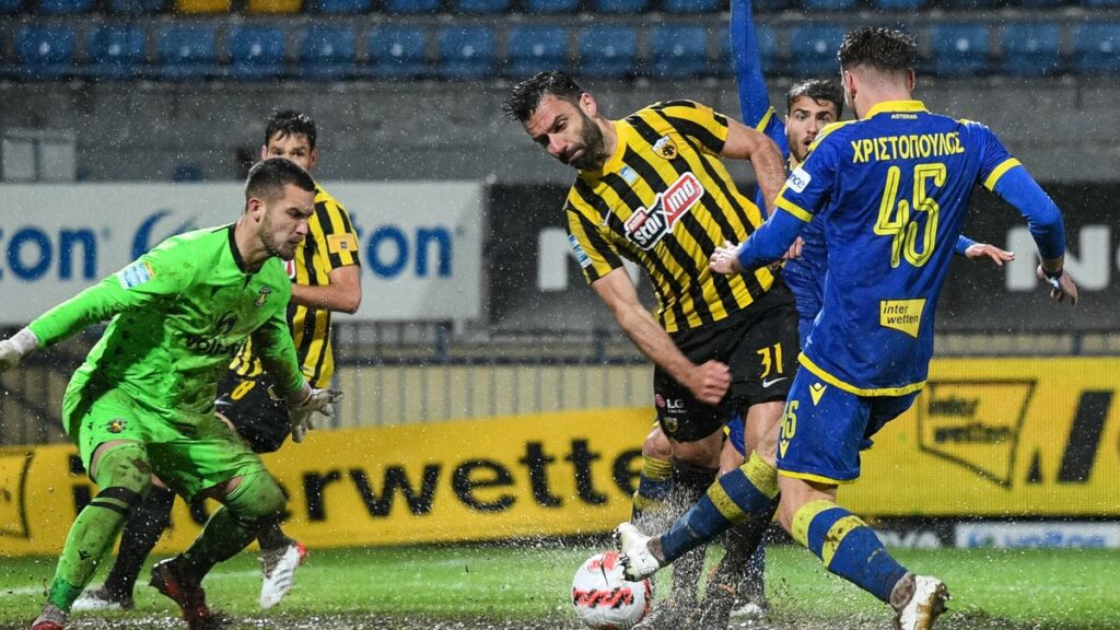 Αστέρας Τρίπολης-ΑΕΚ 0-0: «Γλίστρησε» στην πισίνα της Τρίπολης
